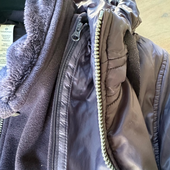 Lululemon Scuba Glyde Jacket Dark Boysenberry Excellent Like New Sz 10 - Picture 13 of 13